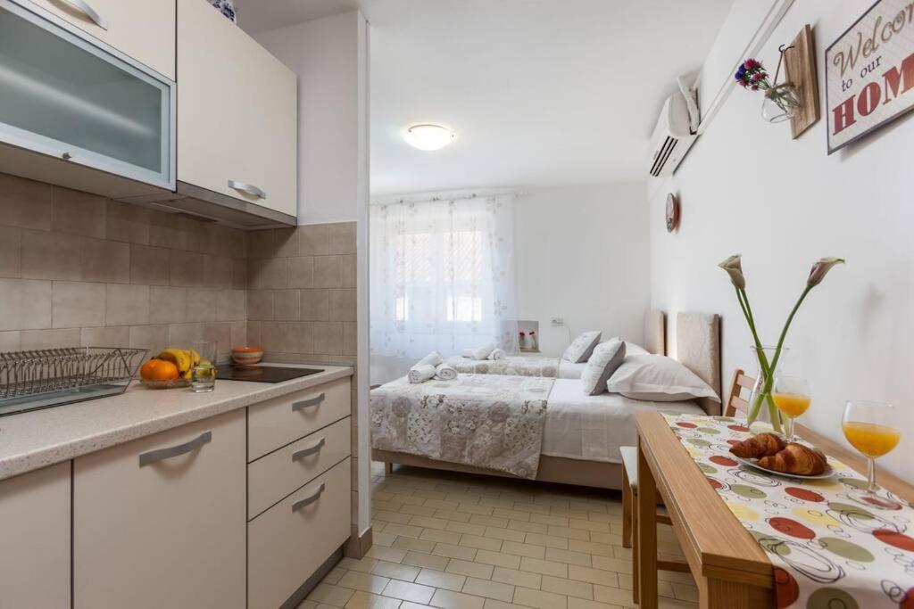 Studio Apartment Didovina Split Exterior photo