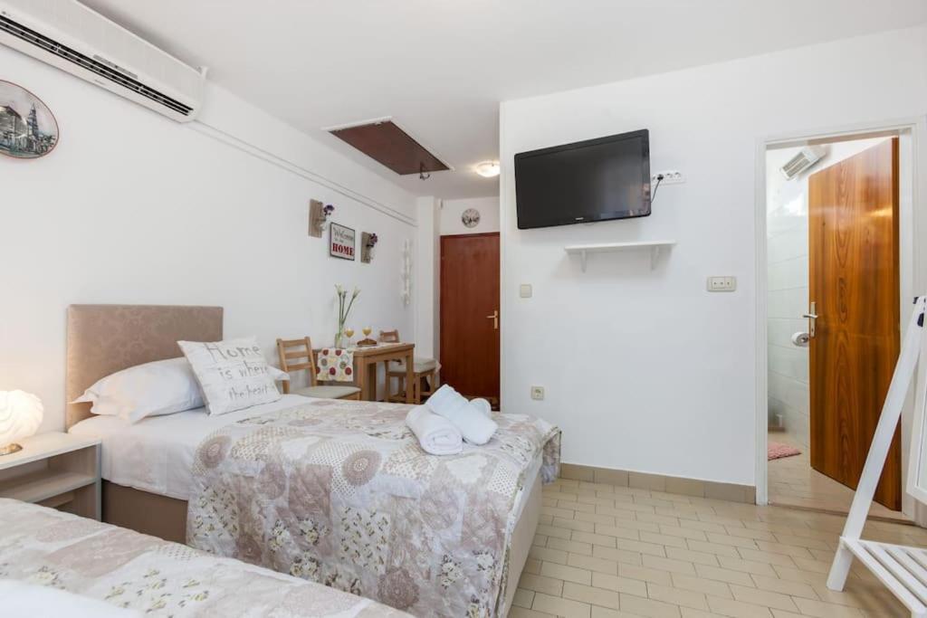Studio Apartment Didovina Split Exterior photo